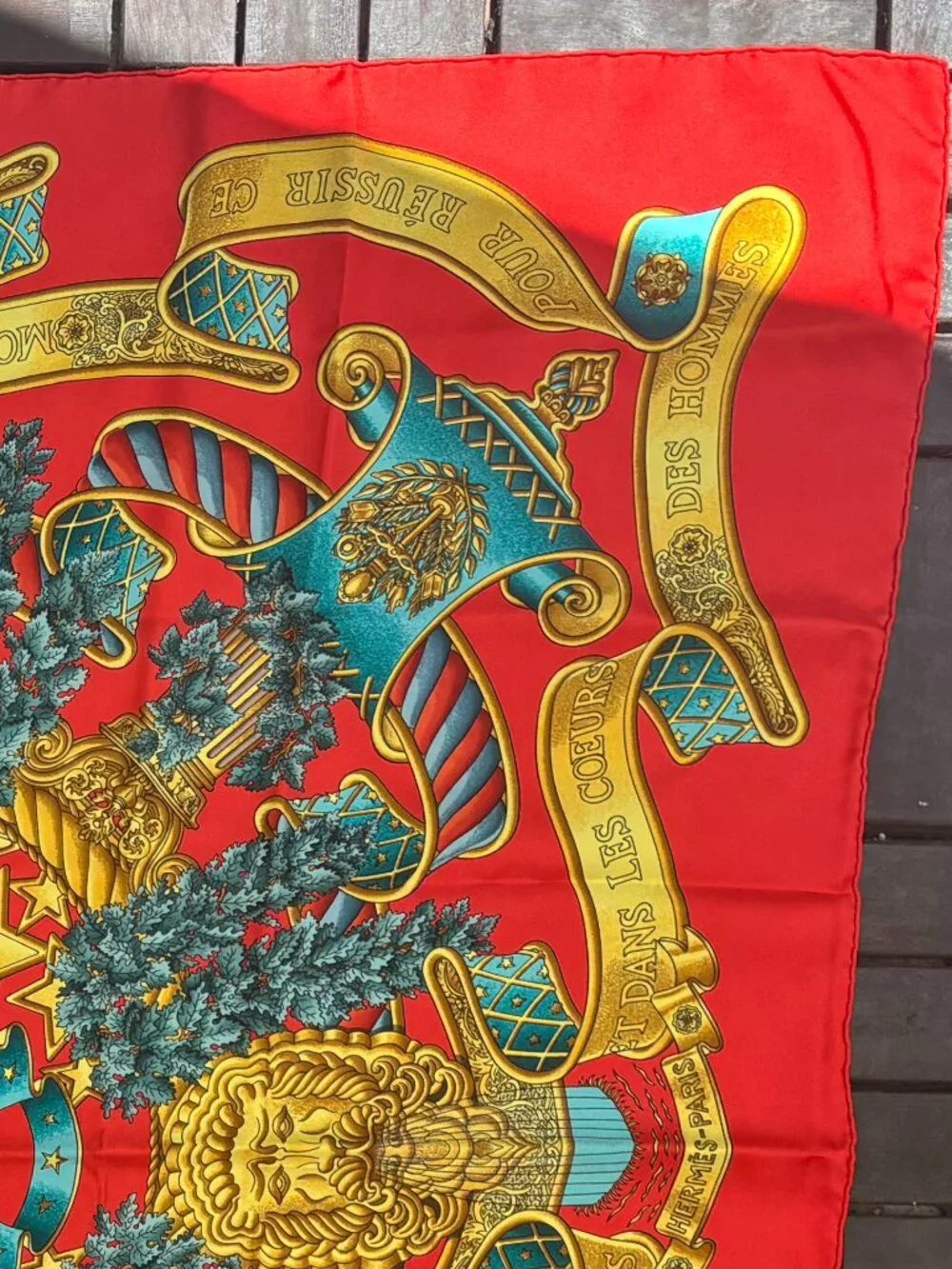 Authentic Hermes scarf Carre 90 Reds Silk Hermès - EUROPE by Joachim Metz. RaRE